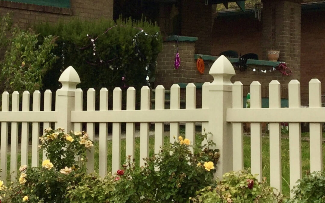 Vinyl Fencing